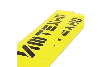 Наклейка на Chevrolet Niva 1920x360 мм